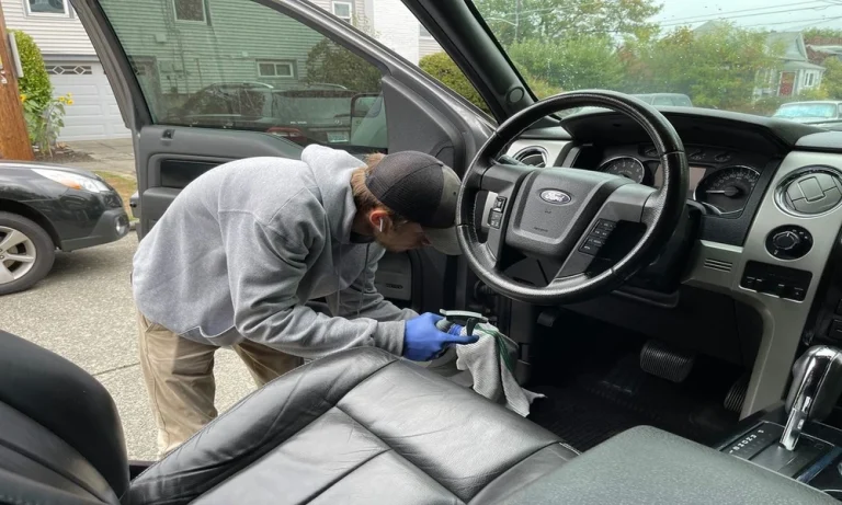 Mobile Car Wash vs. Detailing: Which Is Better for Your Vehicle?