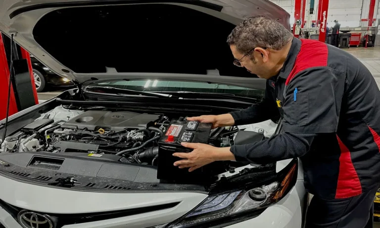 Burning Smell and Heavy Steering? Warning Signs of a Failing Power Steering System